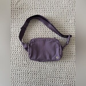 Lululemon Everywhere Belt Bag Large 2L | Purple | NWOT